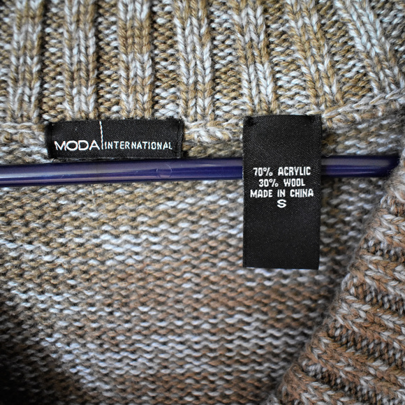 VS Moda Int Blue & Brown Belted Sweater - Picture 2 of 2